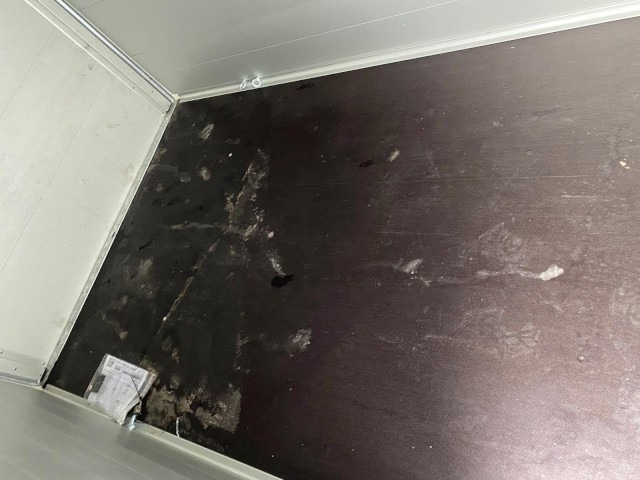 Cheval Liberte Debon C255 Alu + Türe 1300 kg, 100 km/h, 255x125x155cm - Skåpsläp: bild 4 Cheval Liberte Debon C255 Alu + Türe 1300 kg, 100 km/h, 255x125x155cm - Skåpsläp: bild 4