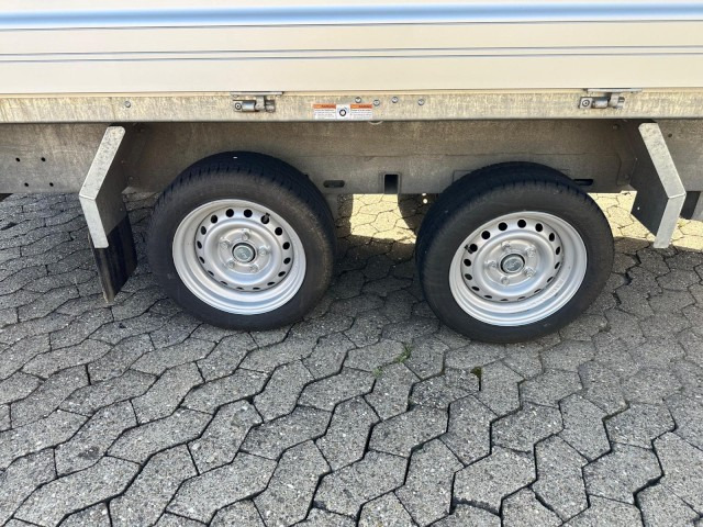 Humbaur 3-Seitenkipper HTK 3000.31 Alu, mit Laubgitteraufsatz, 3140 x 1750 x 350 mm, 3,0 to. - Tippsläp: bild 3 Humbaur 3-Seitenkipper HTK 3000.31 Alu, mit Laubgitteraufsatz, 3140 x 1750 x 350 mm, 3,0 to. - Tippsläp: bild 3