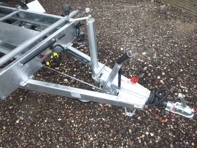 Humbaur 3-Seitenkipper HTK 3000.31 Alu, mit Laubgitteraufsatz, 3140 x 1750 x 350 mm, 3,0 to. - Tippsläp: bild 5 Humbaur 3-Seitenkipper HTK 3000.31 Alu, mit Laubgitteraufsatz, 3140 x 1750 x 350 mm, 3,0 to. - Tippsläp: bild 5