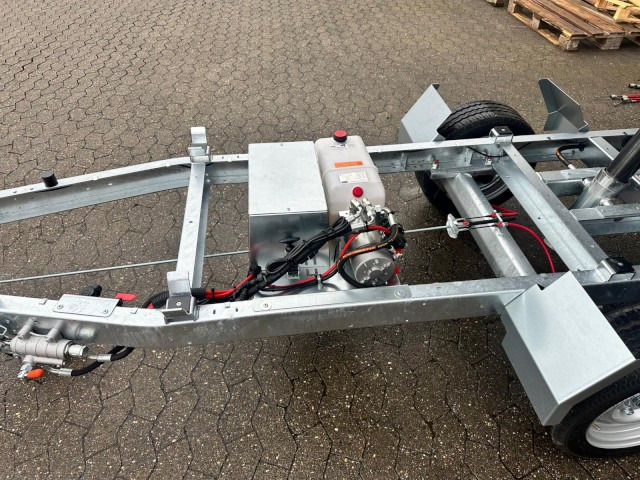 Humbaur HUK 182715 Heckkipper 1,8 t. E-Pumpe, 2680 x 1500 x 300mm - Tippsläp: bild 3 Humbaur HUK 182715 Heckkipper 1,8 t. E-Pumpe, 2680 x 1500 x 300mm - Tippsläp: bild 3