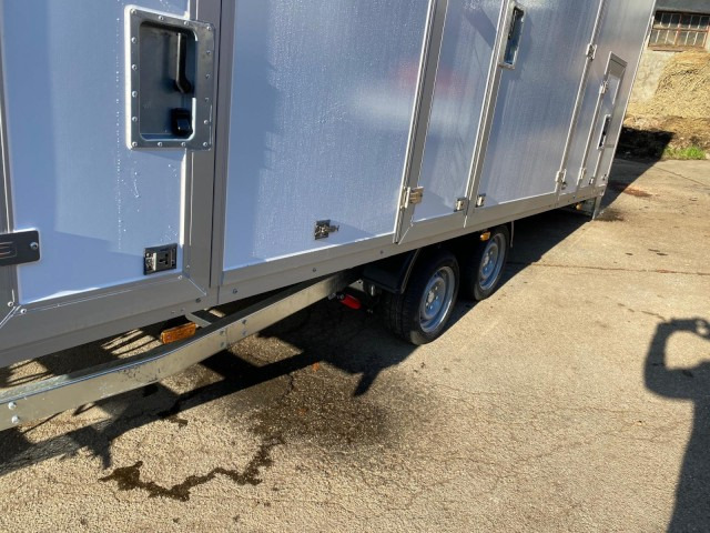 Humbaur MTKB 35 57 24-22 3,5 to. 5726 x 2334 x 2086 mm, 100 km/h - Biltransportsläp: bild 3 Humbaur MTKB 35 57 24-22 3,5 to. 5726 x 2334 x 2086 mm, 100 km/h - Biltransportsläp: bild 3