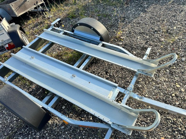 Neptun Motorradanhänger GN064, N6-220 pm2, 100 km/h 0,75 t. 2250 x 1300 x 31 mm - MC-släp: bild 5 Neptun Motorradanhänger GN064, N6-220 pm2, 100 km/h 0,75 t. 2250 x 1300 x 31 mm - MC-släp: bild 5