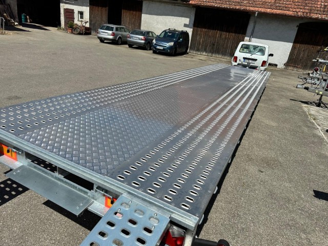 Niewiadow BR3 14A 35A35V, 9000 x 2100 mm, 3,5 to. - Biltransportsläp: bild 1 Niewiadow BR3 14A 35A35V, 9000 x 2100 mm, 3,5 to. - Biltransportsläp: bild 1
