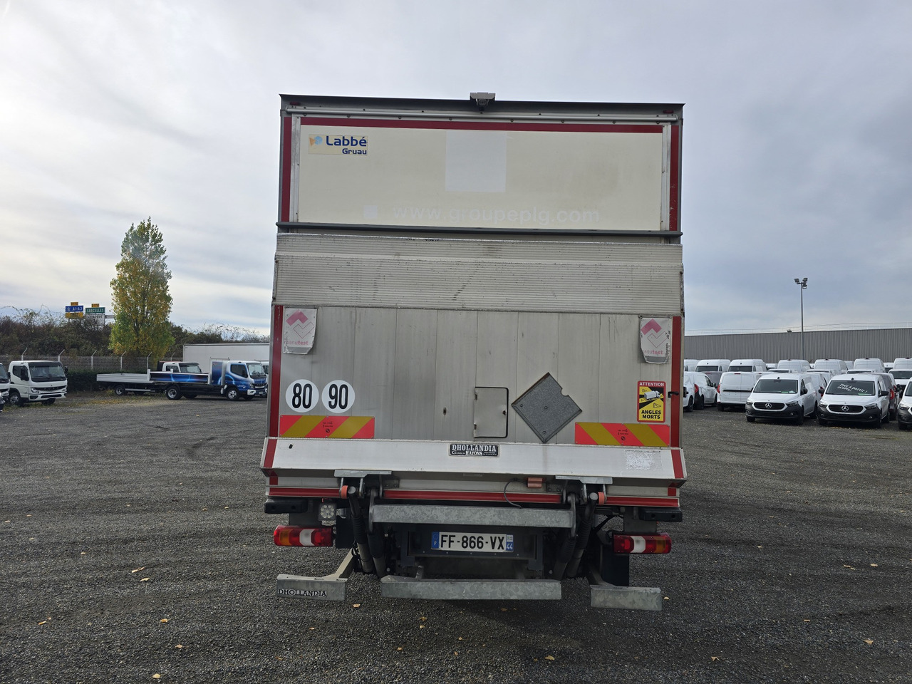 MERCEDES-BENZ Atego 1218 - Box - LIFT - SIDE DOOR - ADR - Lastbil med skåp: bild 5 MERCEDES-BENZ Atego 1218 - Box - LIFT - SIDE DOOR - ADR - Lastbil med skåp: bild 5
