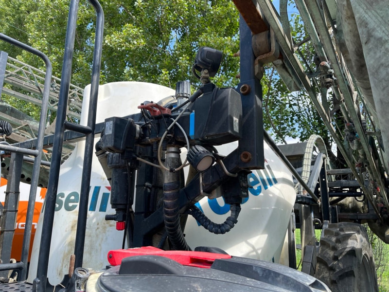 Toselli Marvel PLUS 3000 - Bogserad spruta: bild 5 Toselli Marvel PLUS 3000 - Bogserad spruta: bild 5