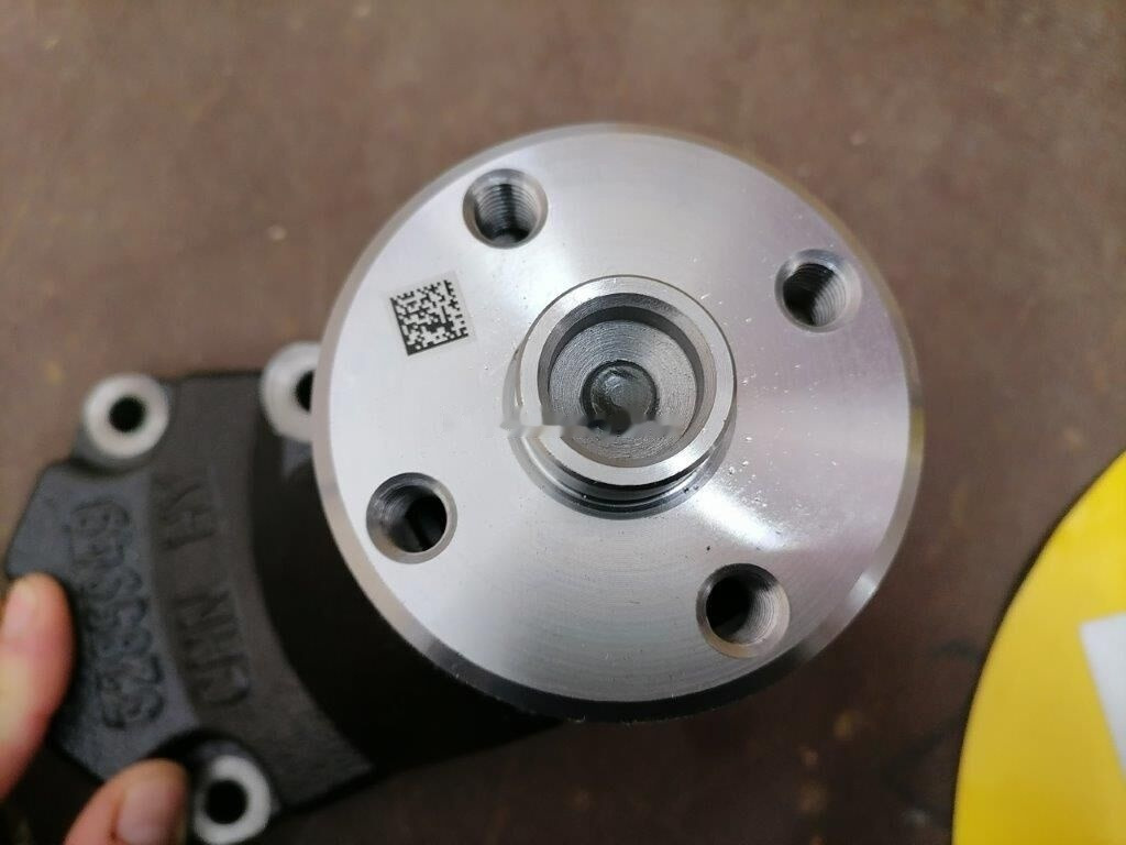 Fan support for Cummins engines 3285949 - Motor och reservdelar för Grävmaskin: bild 2 Fan support for Cummins engines 3285949 - Motor och reservdelar för Grävmaskin: bild 2