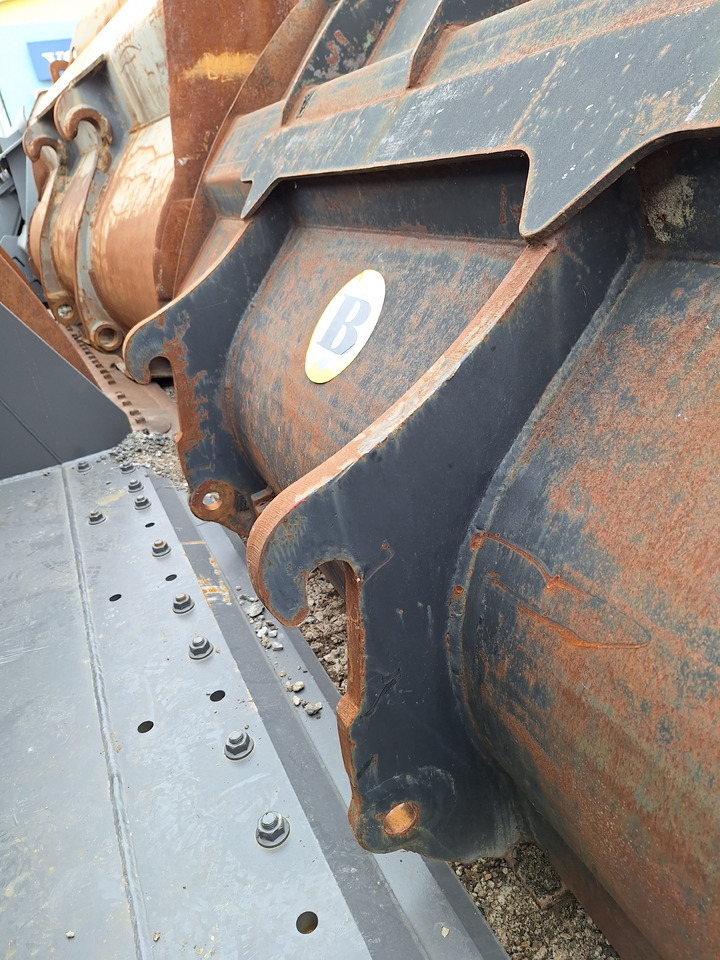 Loader bucket 2200 mm BOE - Lastarskopa: bild 4 Loader bucket 2200 mm BOE - Lastarskopa: bild 4