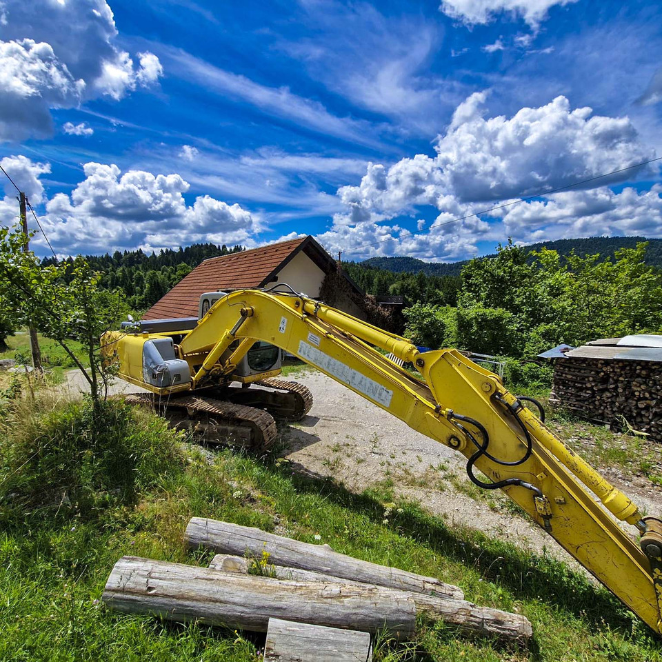New Holland Kobelco E215 - Bandgrävare: bild 3 New Holland Kobelco E215 - Bandgrävare: bild 3