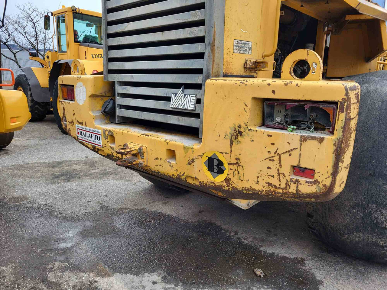 Volvo counterweight - Reservdelar för Lastare: bild 1 Volvo counterweight - Reservdelar för Lastare: bild 1