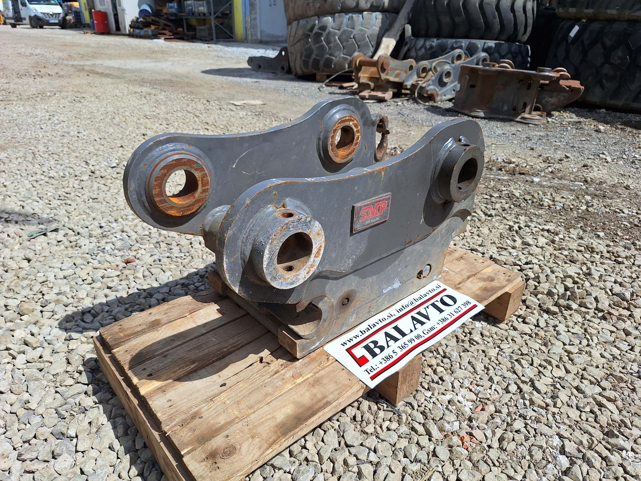 SMP S60 H-lock M315-310E - Redskapsfäste för Byggmaskiner: bild 1 SMP S60 H-lock M315-310E - Redskapsfäste för Byggmaskiner: bild 1