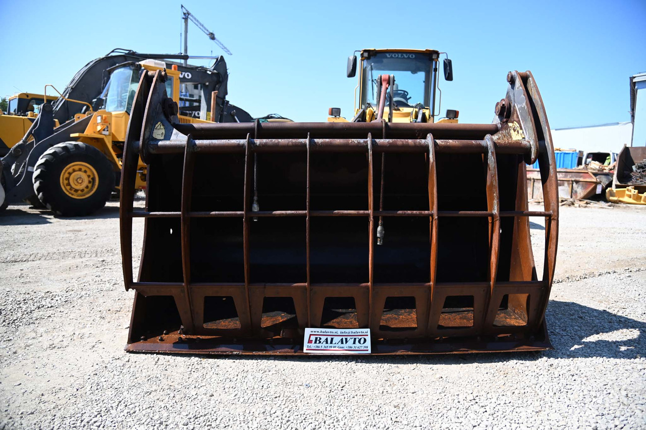 TREVI BENNE loader bucket 2500 mm - Lastarskopa: bild 1 TREVI BENNE loader bucket 2500 mm - Lastarskopa: bild 1