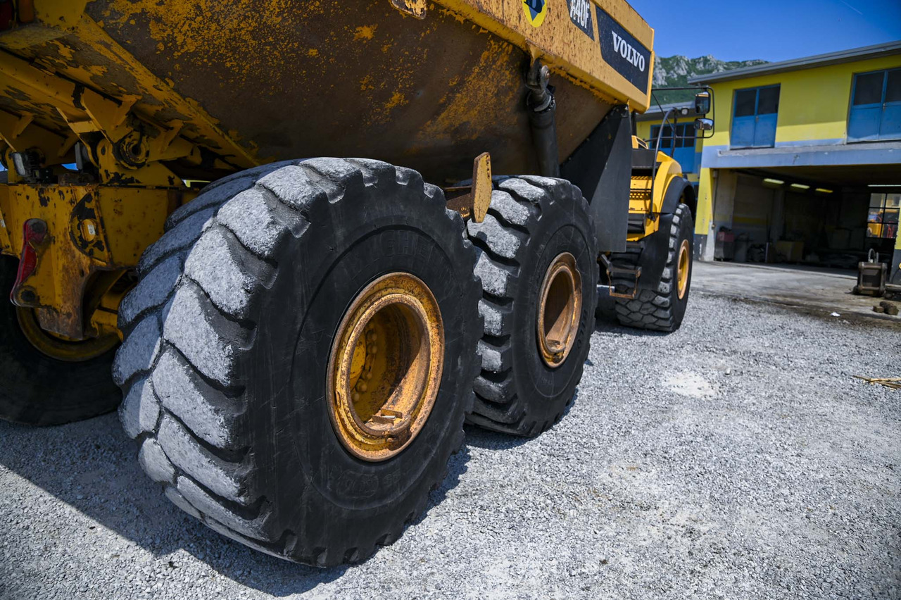 Ramstyrd dumper VOLVO A40F: bild 43