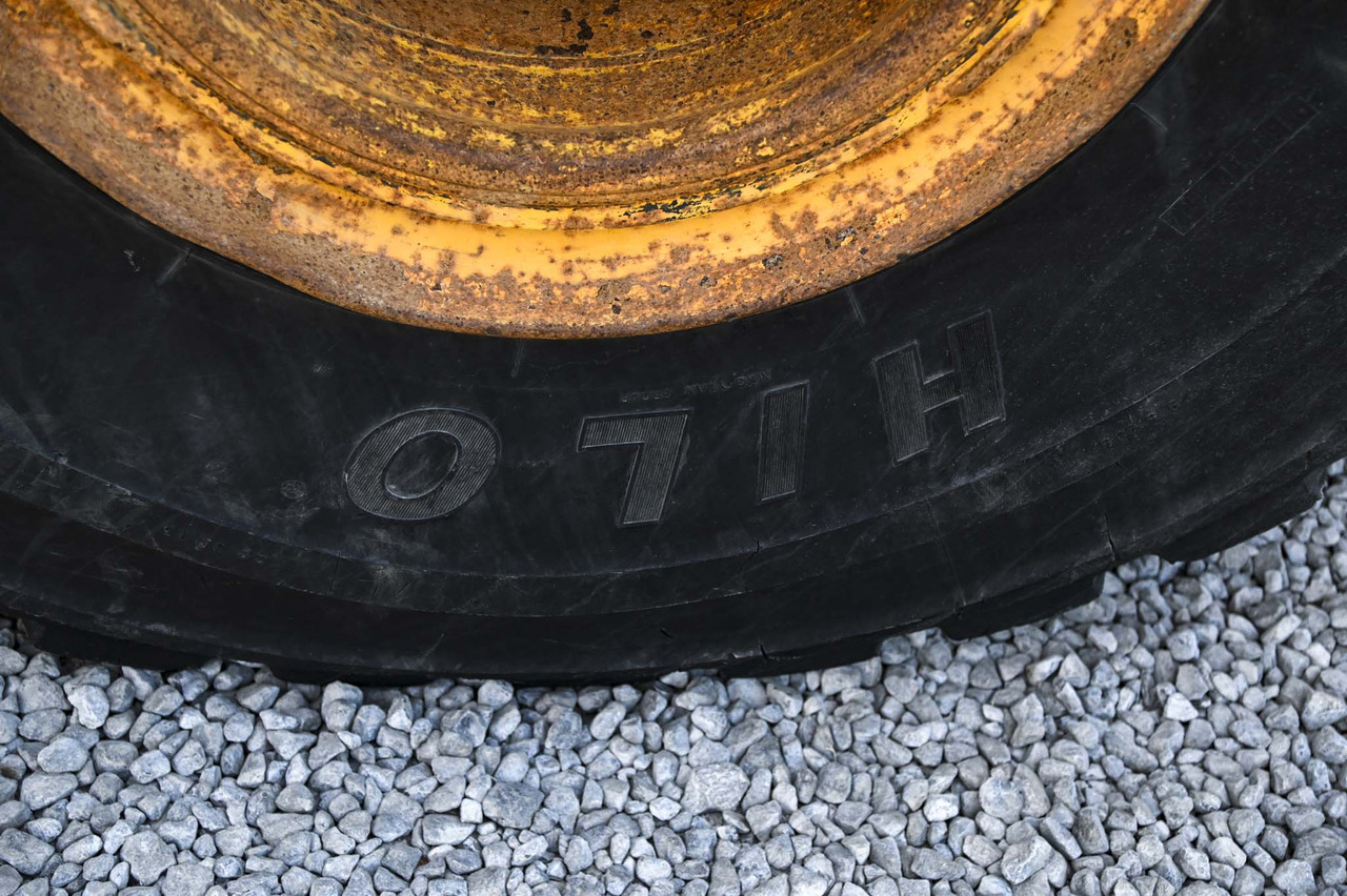 Ramstyrd dumper VOLVO A40F: bild 30