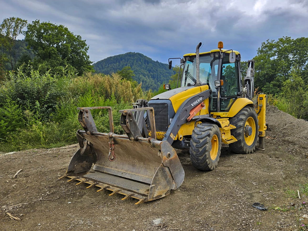 VOLVO BL71 - Grävlastare: bild 1 VOLVO BL71 - Grävlastare: bild 1