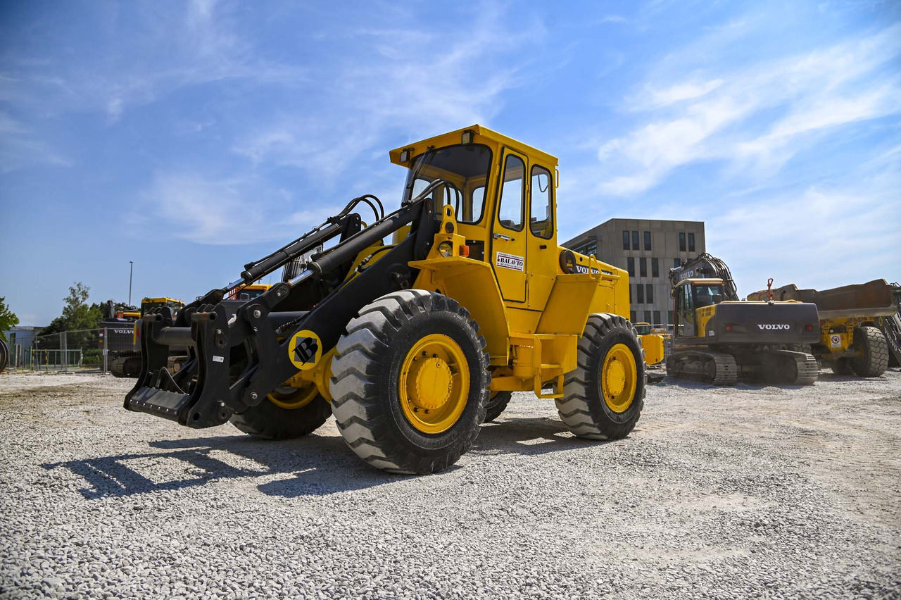 VOLVO BM4300 - Hjullastare: bild 1 VOLVO BM4300 - Hjullastare: bild 1