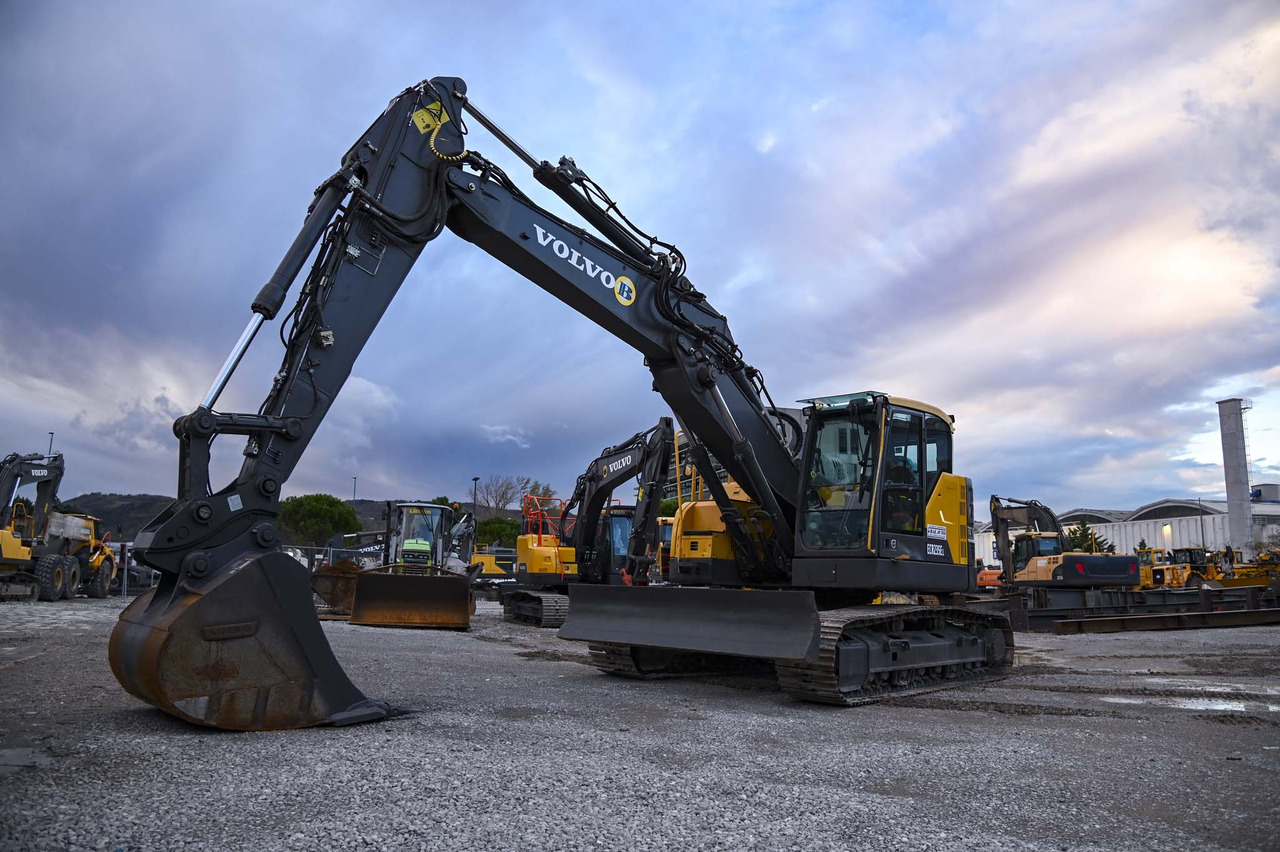 VOLVO ECR235EL - Bandgrävare: bild 1 VOLVO ECR235EL - Bandgrävare: bild 1