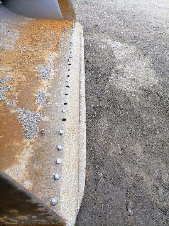 Lastarskopa för Hjullastare VOLVO loader bucket 2800 mm: bild 6 Lastarskopa för Hjullastare VOLVO loader bucket 2800 mm: bild 6