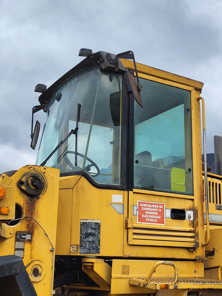 Volvo cabin - Hytt för Lastare: bild 2 Volvo cabin - Hytt för Lastare: bild 2