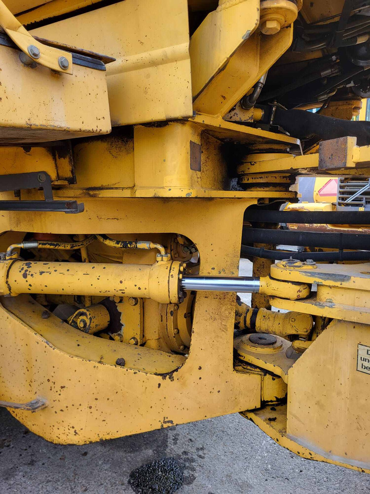 Volvo hydraulic cylinder - Hydraulcylinder för Lastare: bild 2 Volvo hydraulic cylinder - Hydraulcylinder för Lastare: bild 2