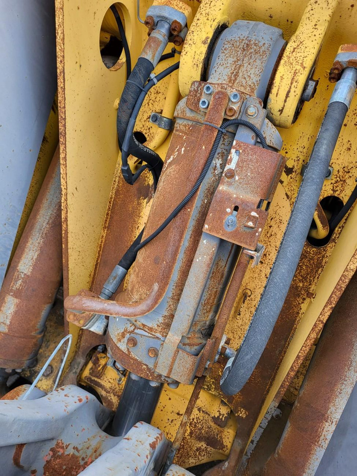 Volvo hydraulic cylinder - Hydraulcylinder för Lastare: bild 1 Volvo hydraulic cylinder - Hydraulcylinder för Lastare: bild 1