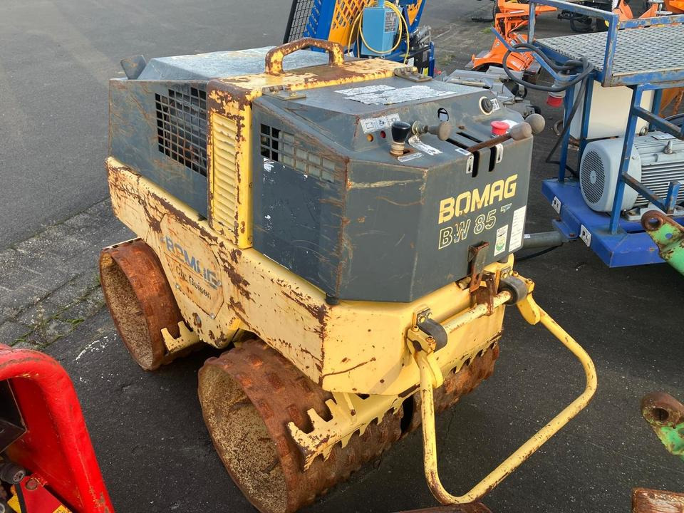 Grabenwalze Bomag BW 85 T - Små asfaltvältar: bild 5 Grabenwalze Bomag BW 85 T - Små asfaltvältar: bild 5