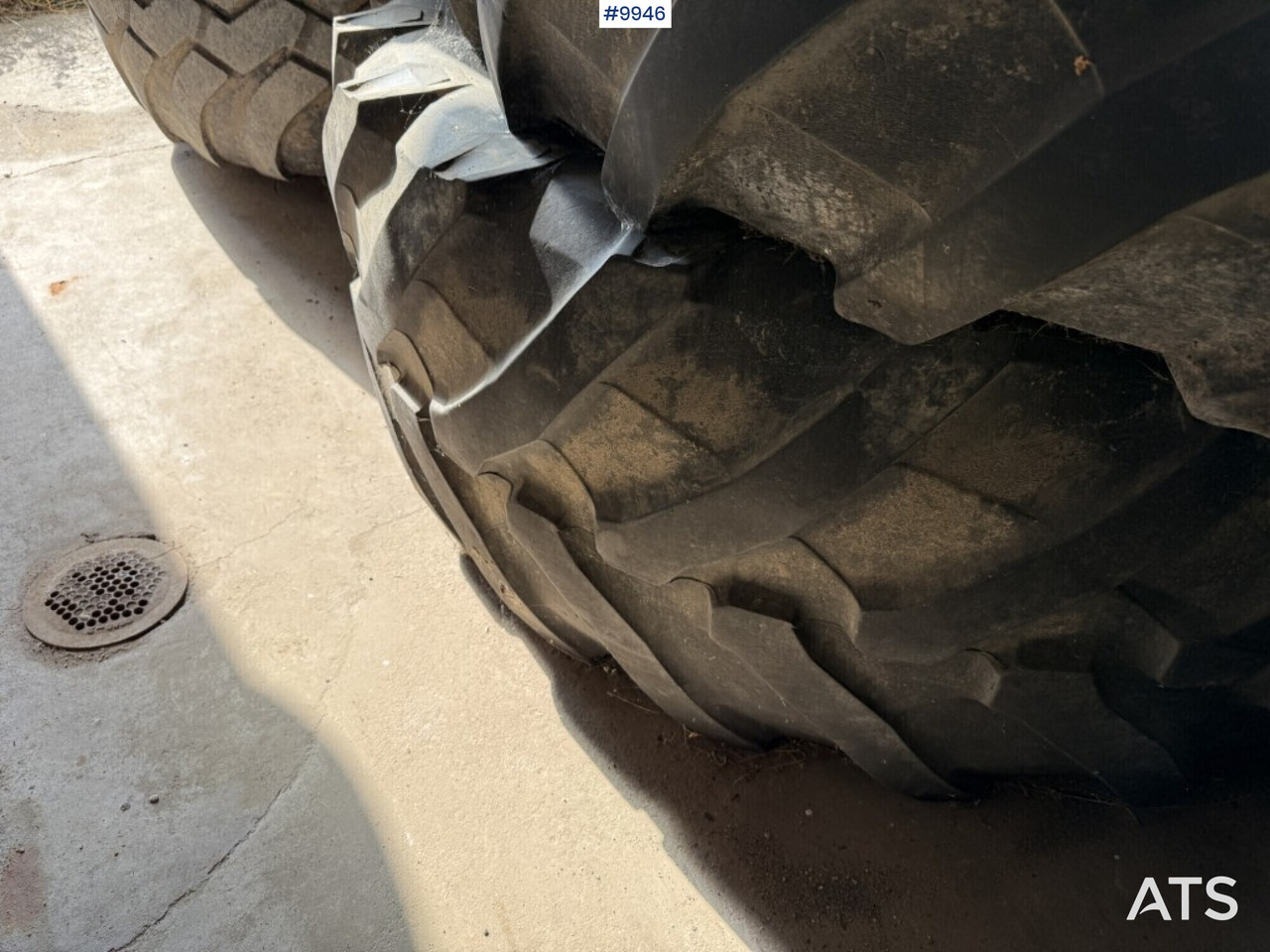 2 tires for tractor Pirelli 650/65R42 - Däck för Traktor: bild 4 2 tires for tractor Pirelli 650/65R42 - Däck för Traktor: bild 4