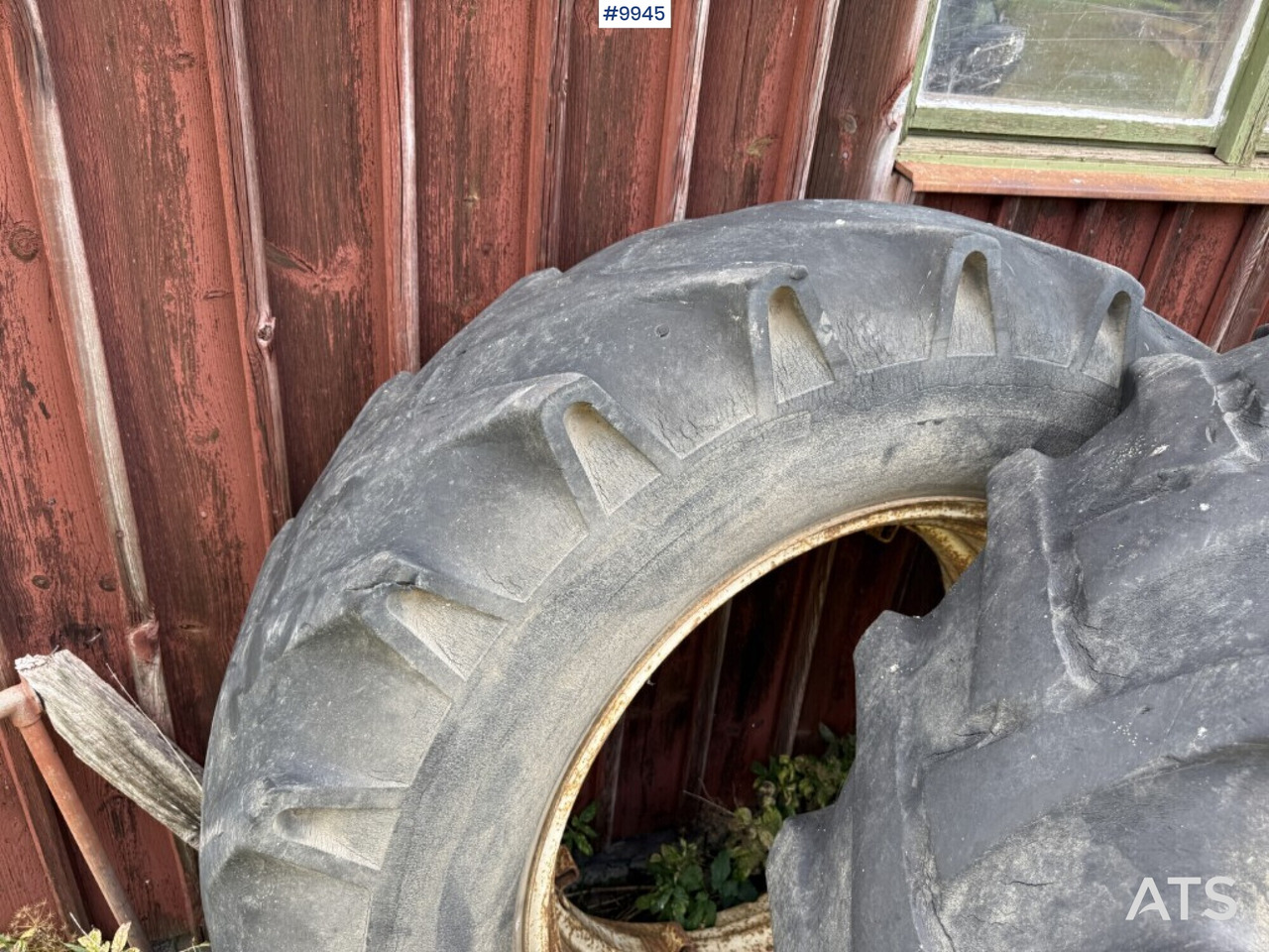 2 tractor tires with rims and rings - Komplett hjul för Traktor: bild 4 2 tractor tires with rims and rings - Komplett hjul för Traktor: bild 4