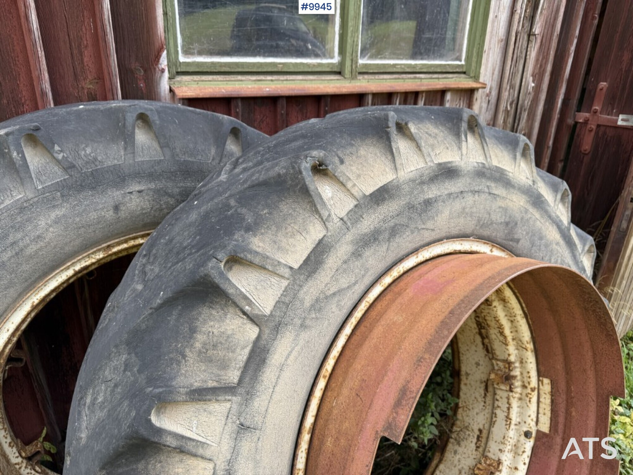 2 tractor tires with rims and rings - Komplett hjul för Traktor: bild 3 2 tractor tires with rims and rings - Komplett hjul för Traktor: bild 3