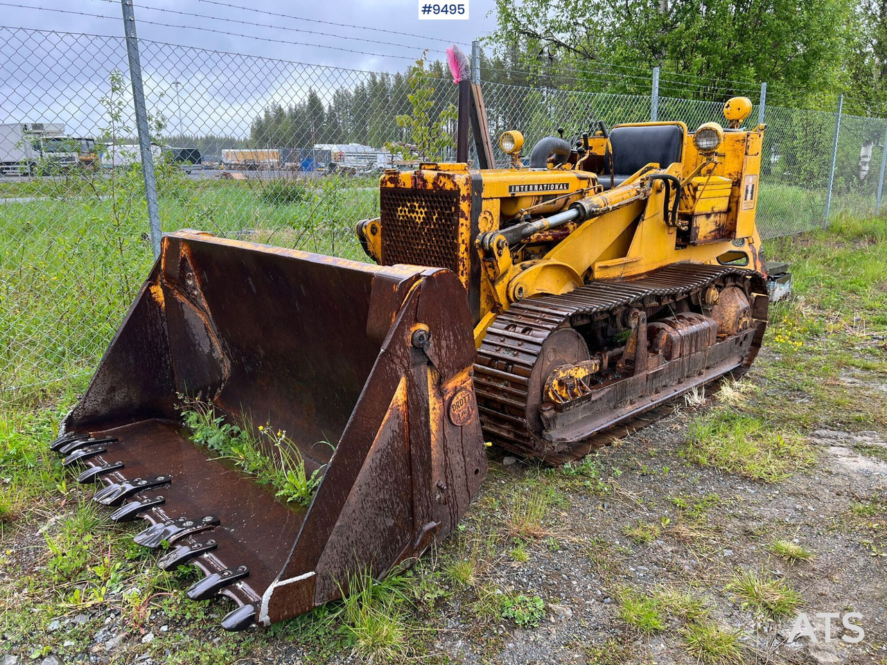 Crawler dozer INTERNATIONAL L125 - Bulldozer: bild 2 Crawler dozer INTERNATIONAL L125 - Bulldozer: bild 2