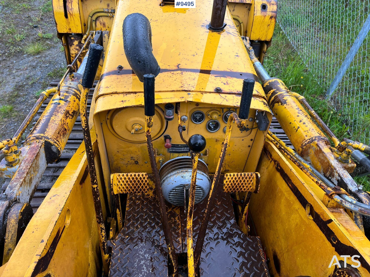 Crawler dozer INTERNATIONAL L125 - Bulldozer: bild 5 Crawler dozer INTERNATIONAL L125 - Bulldozer: bild 5