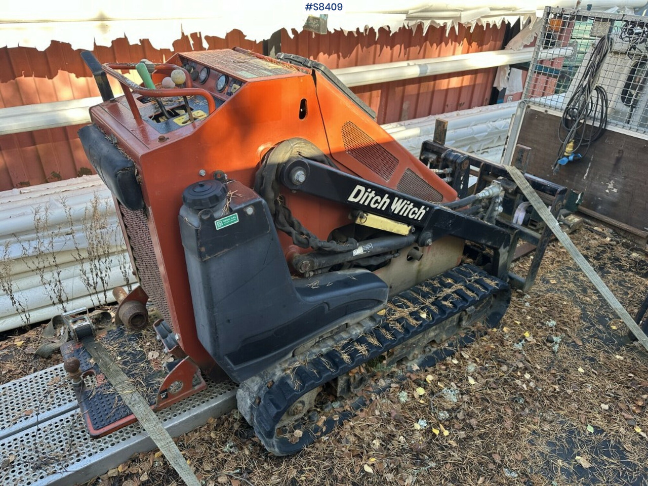 Ditch witch SK650 - Kompakt bandlastare: bild 1 Ditch witch SK650 - Kompakt bandlastare: bild 1