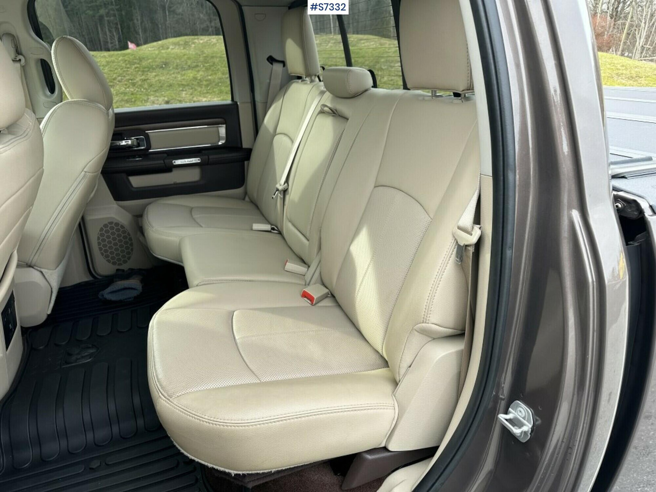 Dodge Ram 1500 Laramie, gasoline, serviced. - Pickup: bild 5 Dodge Ram 1500 Laramie, gasoline, serviced. - Pickup: bild 5