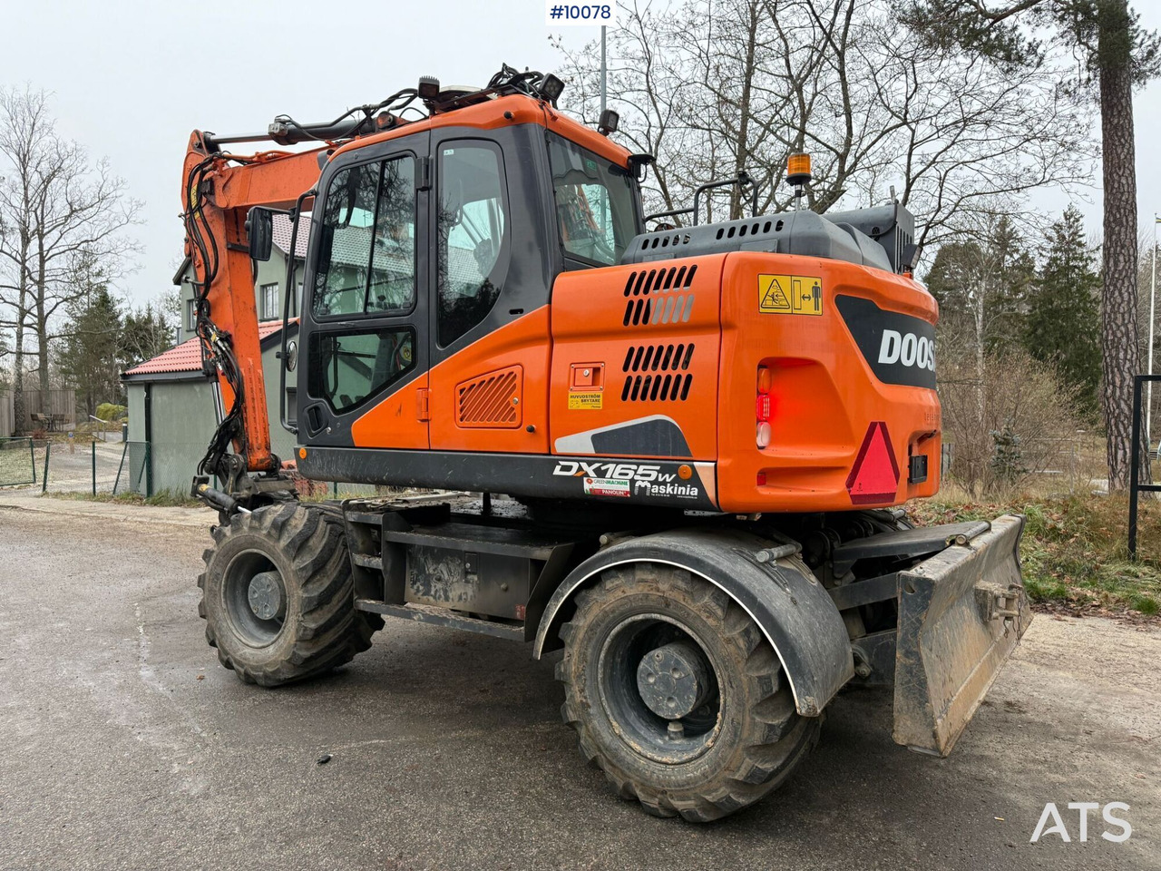 Doosan DX165W-5 Wheeled excavator (VIDEO) - Grävmaskin på däck: bild 3 Doosan DX165W-5 Wheeled excavator (VIDEO) - Grävmaskin på däck: bild 3