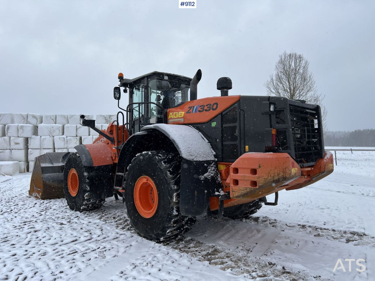 Hitachi ZW 330-5B Wheel loader with bucket (VIDEO) - Hjullastare: bild 4 Hitachi ZW 330-5B Wheel loader with bucket (VIDEO) - Hjullastare: bild 4