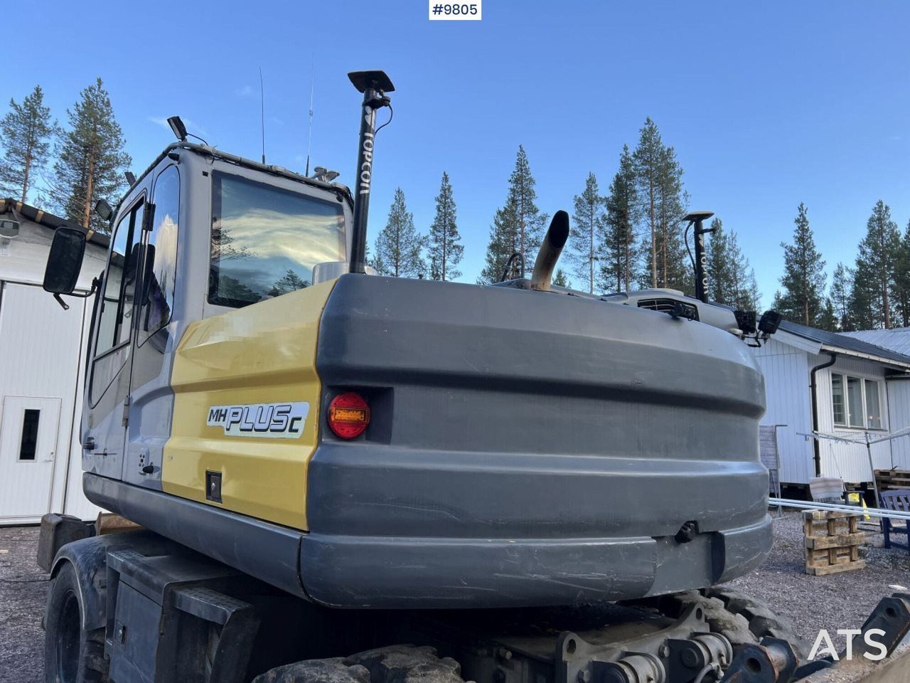 Grävmaskin på däck New Holland, MH-Plus-C Wheel excavator with excavation system, rotor, and grader bucket: bild 10