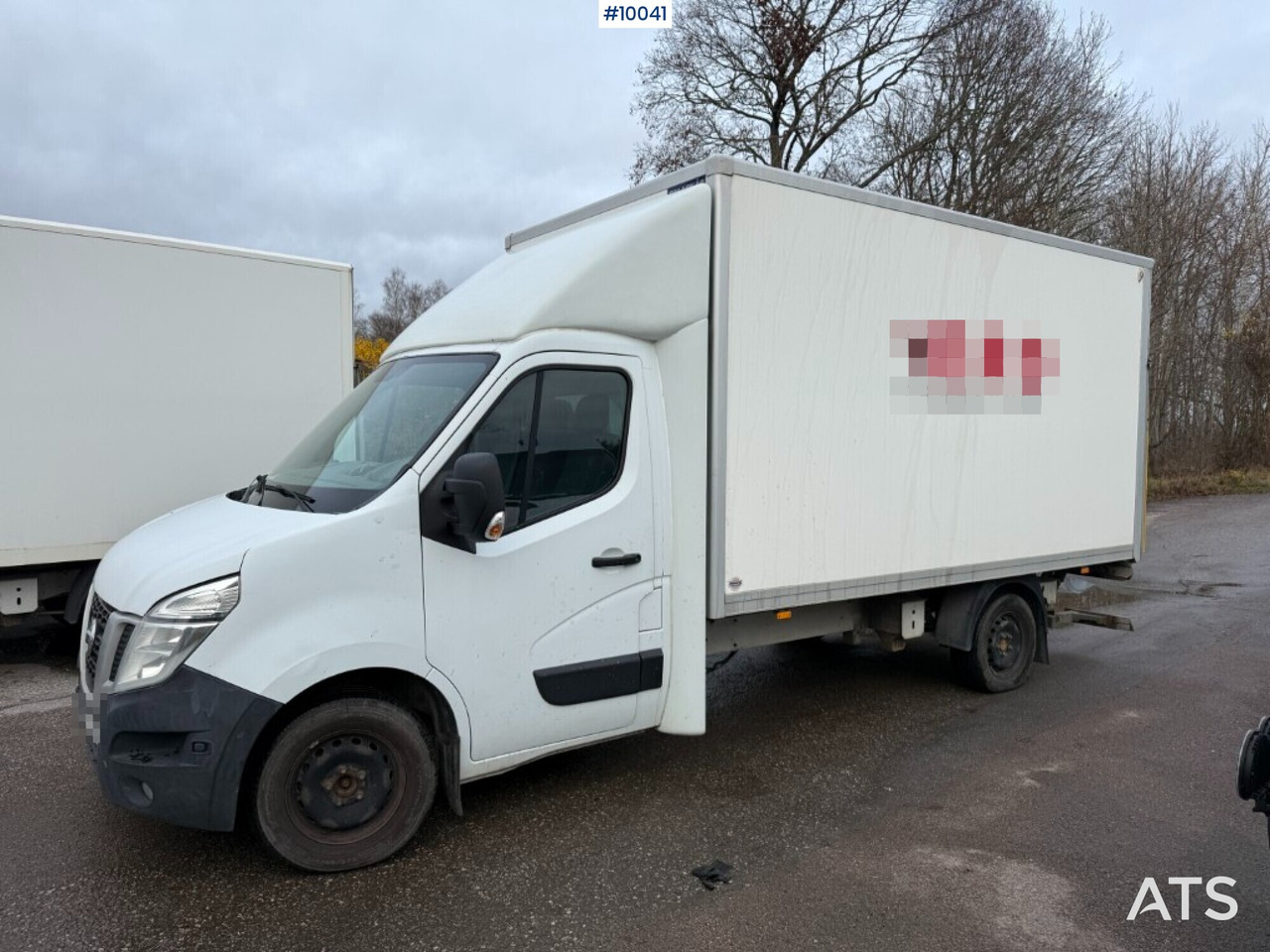 Nissan NV 400 with tail lift - Volymskåp: bild 4 Nissan NV 400 with tail lift - Volymskåp: bild 4