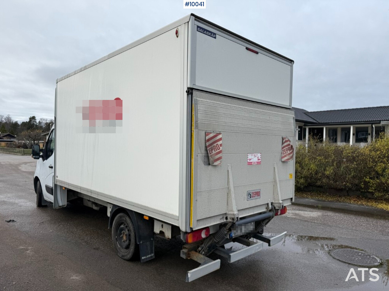 Nissan NV 400 with tail lift - Volymskåp: bild 3 Nissan NV 400 with tail lift - Volymskåp: bild 3