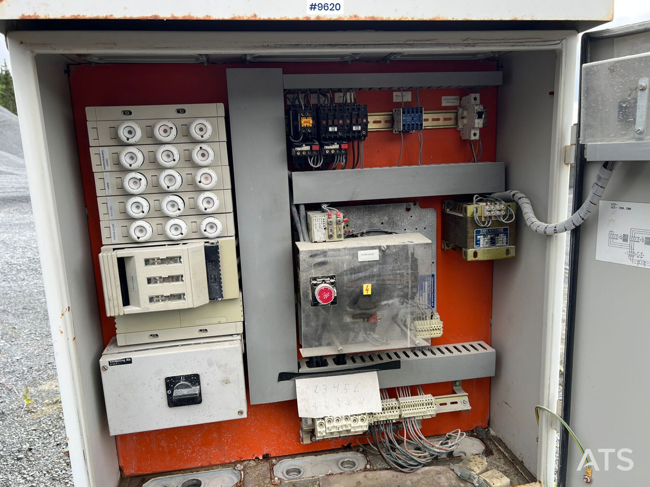 Oil cabinet for Kona cruscher - Konkross: bild 4 Oil cabinet for Kona cruscher - Konkross: bild 4