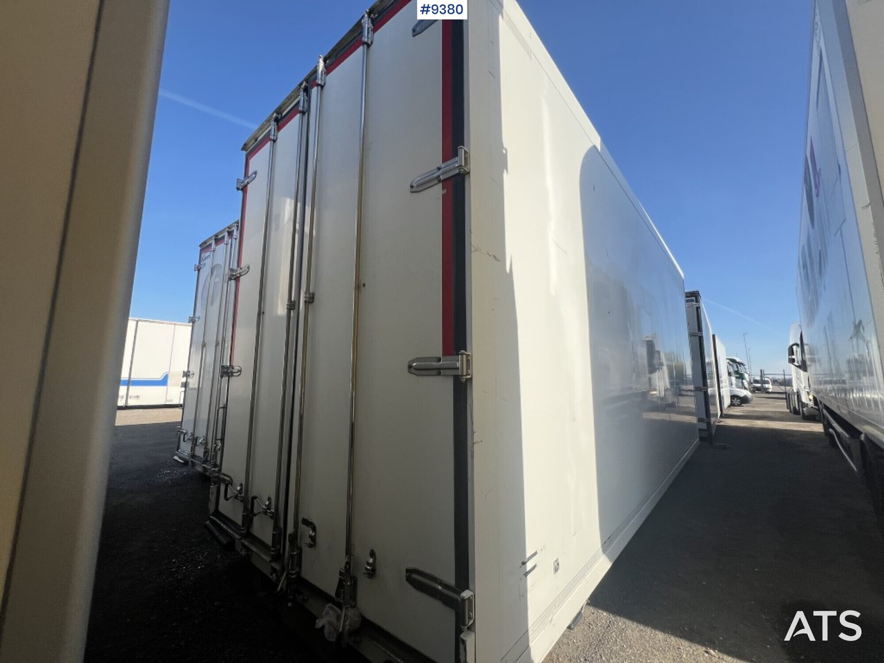 Refrigerated trailer cabinet Ekeri - Växelflak - kylbil: bild 1 Refrigerated trailer cabinet Ekeri - Växelflak - kylbil: bild 1