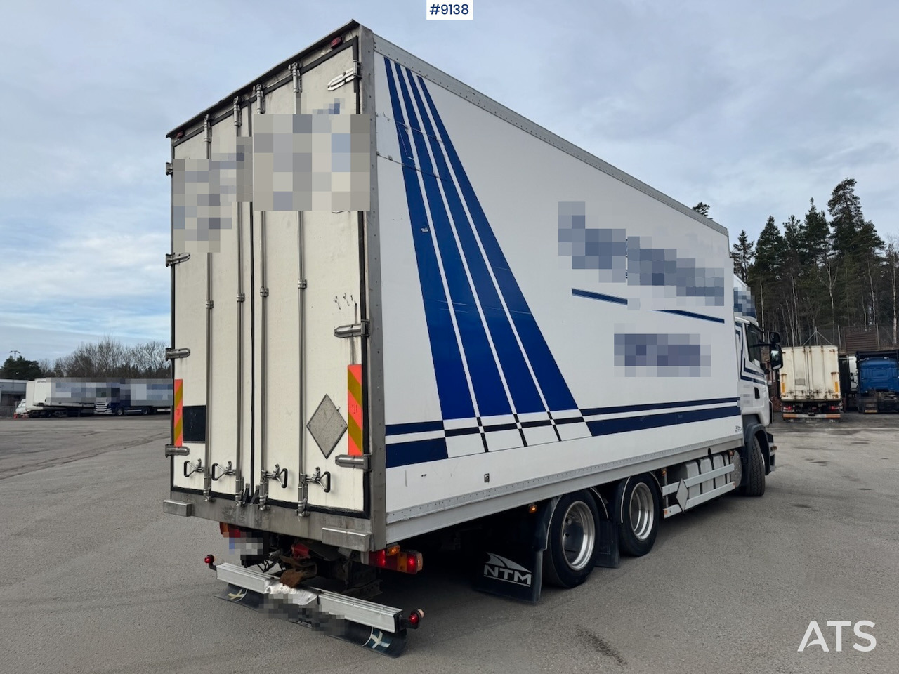 Scania R480/470 6x2 Box Truck with full side opening (VIDEO) - Lastbil med skåp: bild 4 Scania R480/470 6x2 Box Truck with full side opening (VIDEO) - Lastbil med skåp: bild 4