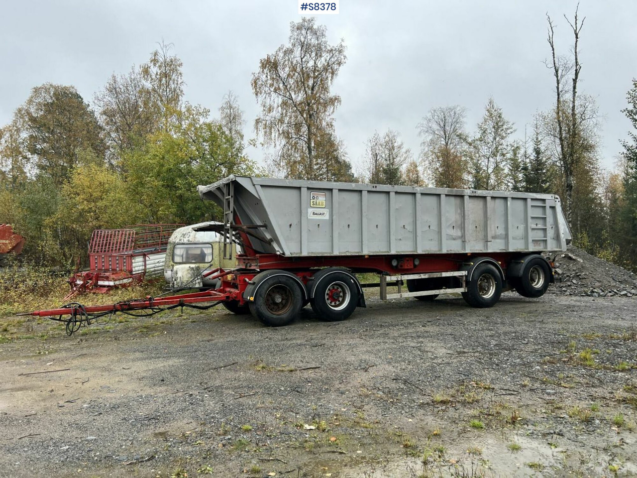 Tipper trailer, Fruehauf TP-87 with dump body Benalu - Tippsläp: bild 2 Tipper trailer, Fruehauf TP-87 with dump body Benalu - Tippsläp: bild 2