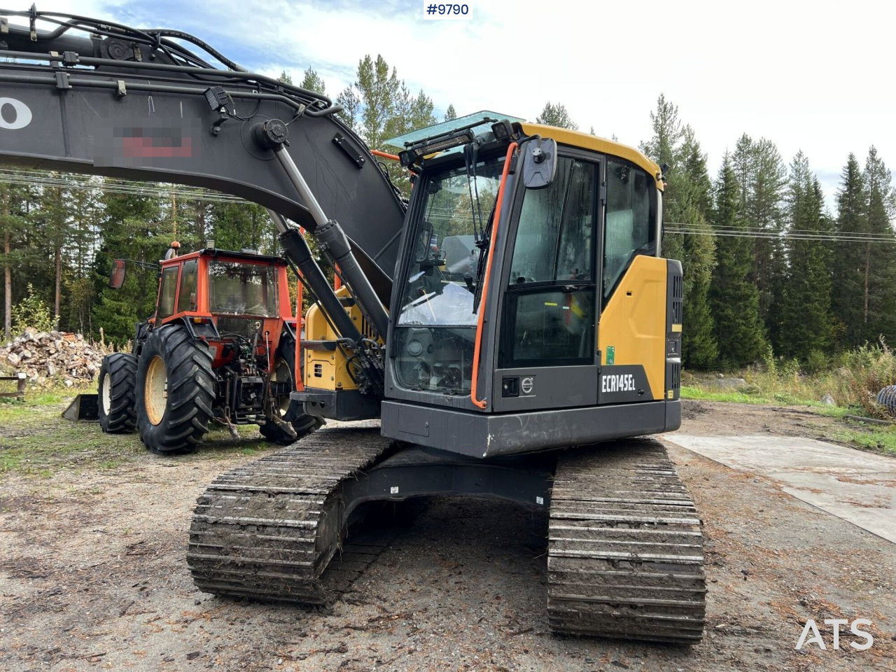 VOLVO ECR145 EL Excavator with attachments - Bandgrävare: bild 2 VOLVO ECR145 EL Excavator with attachments - Bandgrävare: bild 2