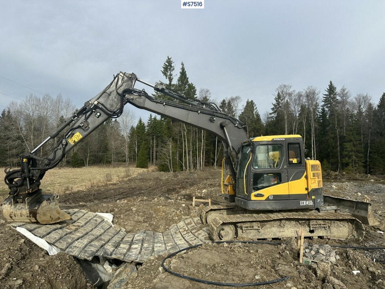 Volvo ECR145DL Crawler excavator with rotor and buckets - Bandgrävare: bild 2 Volvo ECR145DL Crawler excavator with rotor and buckets - Bandgrävare: bild 2
