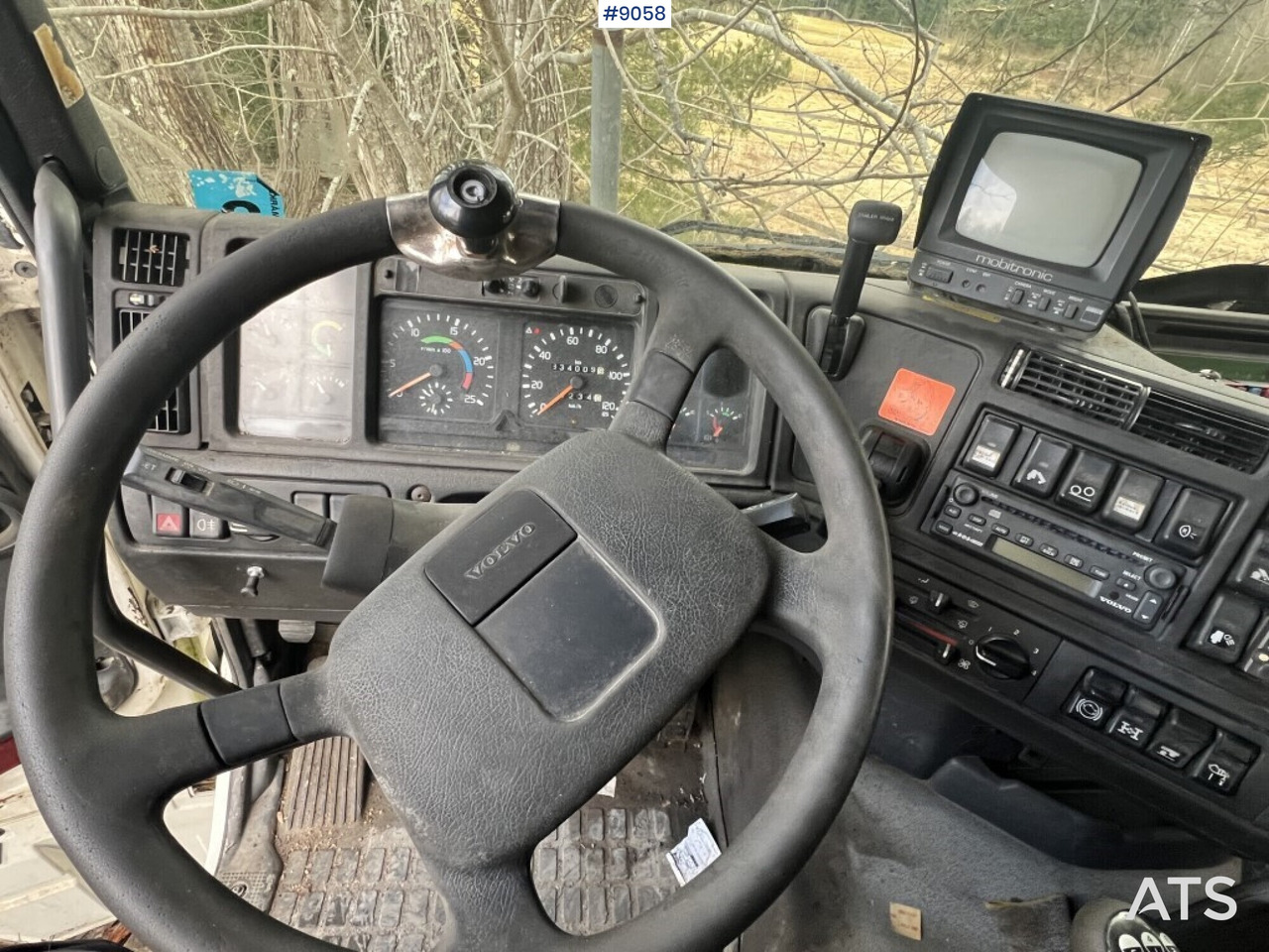 Interior photo 2: Leasa  Volvo FH16 470 6X4 Laxo - REPOBJEKT Volvo FH16 470 6X4 Laxo - REPOBJEKT