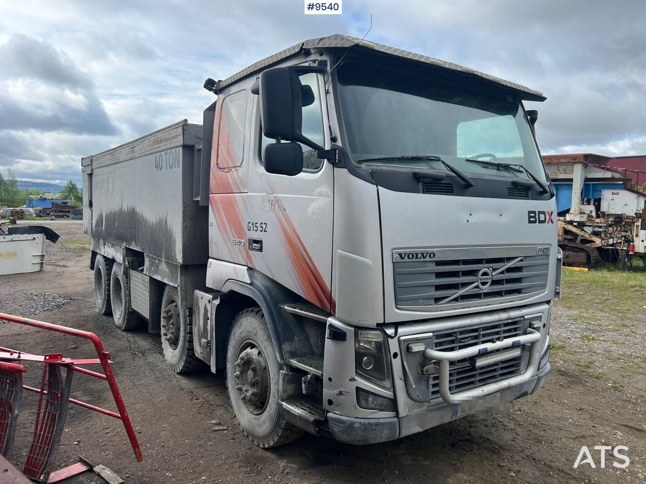 Volvo FH16 8*4 Tipper/Mining truck - Tippbil lastbil: bild 2 Volvo FH16 8*4 Tipper/Mining truck - Tippbil lastbil: bild 2