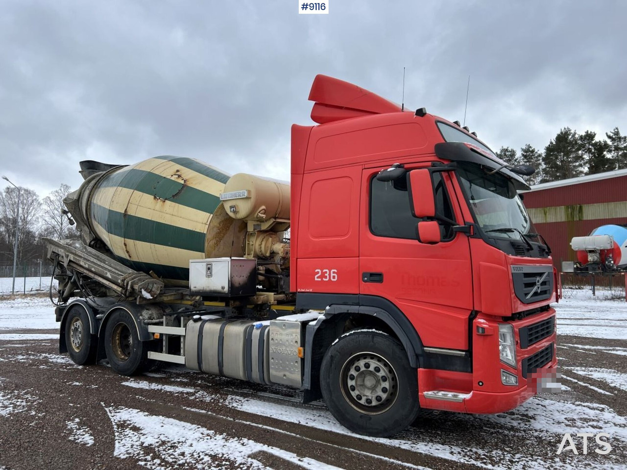 Volvo FM 6X2 Quick lock with concrete rotator (VIDEO) - Betongbil: bild 2 Volvo FM 6X2 Quick lock with concrete rotator (VIDEO) - Betongbil: bild 2