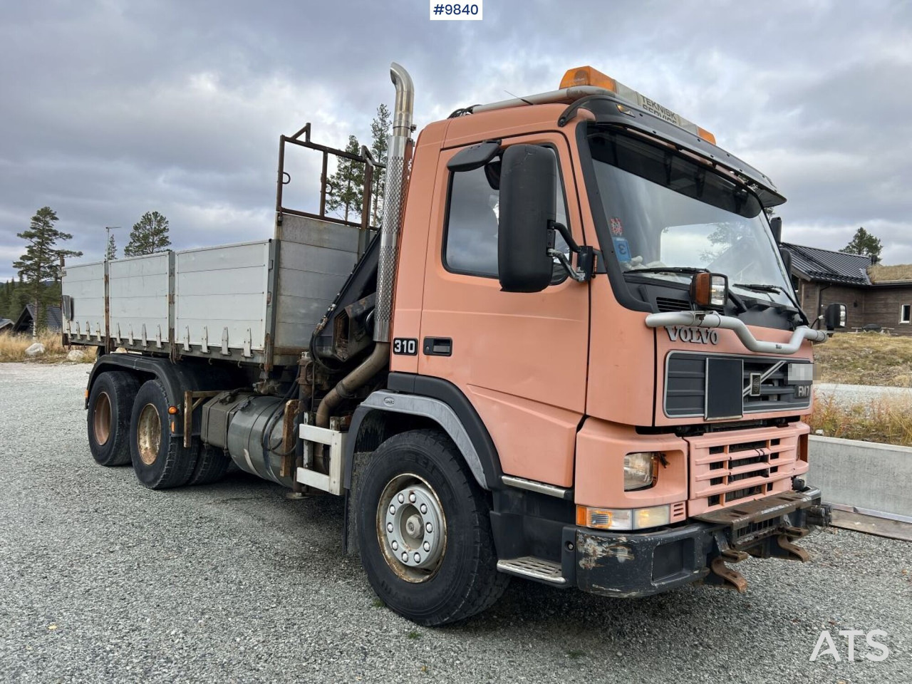 Volvo FM7 crane truck/tipper truck with Hiab 112 (video) - Tippbil lastbil: bild 3 Volvo FM7 crane truck/tipper truck with Hiab 112 (video) - Tippbil lastbil: bild 3