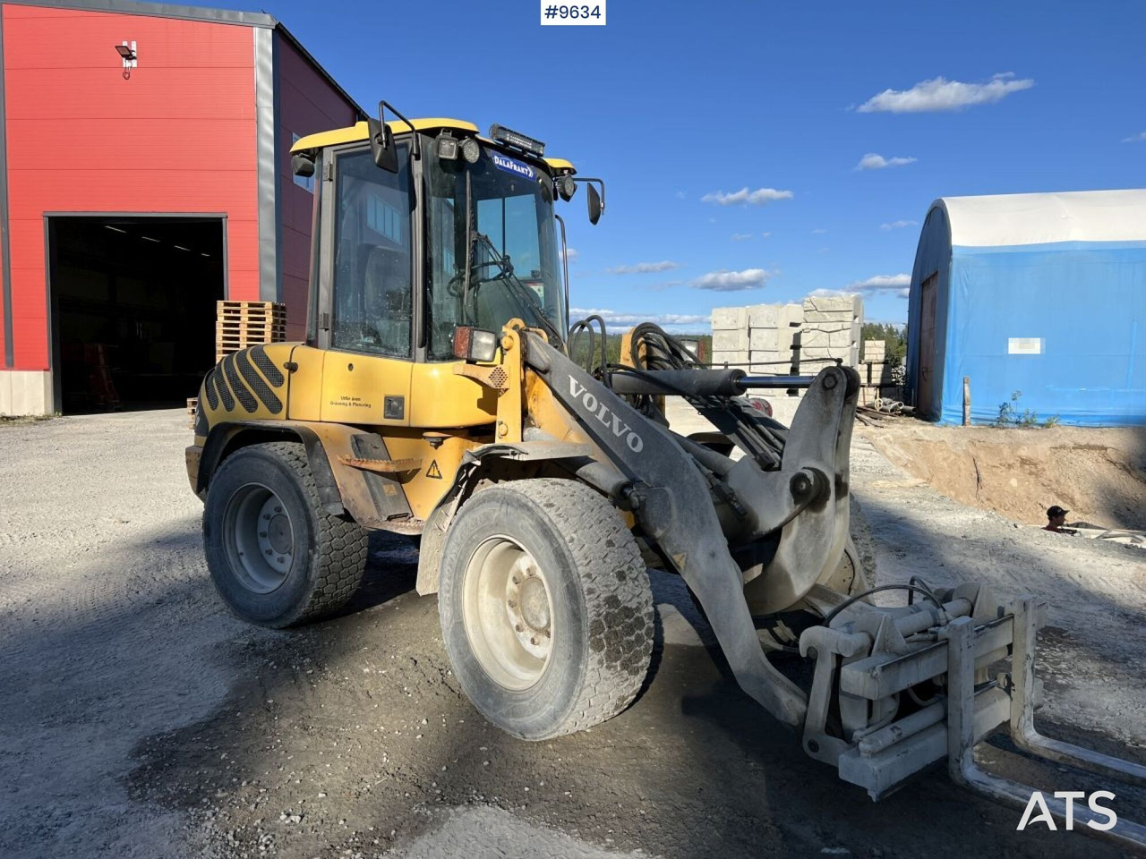 Volvo L30Z Wheel loader with multiple attachments - Hjullastare: bild 2 Volvo L30Z Wheel loader with multiple attachments - Hjullastare: bild 2