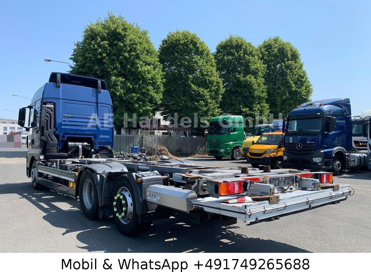 MAN TGX 26.440 XLX LL 6x2 *Retarder/LDW/LBW/3.Lenk - Containerbil/ Växelflak lastbil: bild 3 MAN TGX 26.440 XLX LL 6x2 *Retarder/LDW/LBW/3.Lenk - Containerbil/ Växelflak lastbil: bild 3