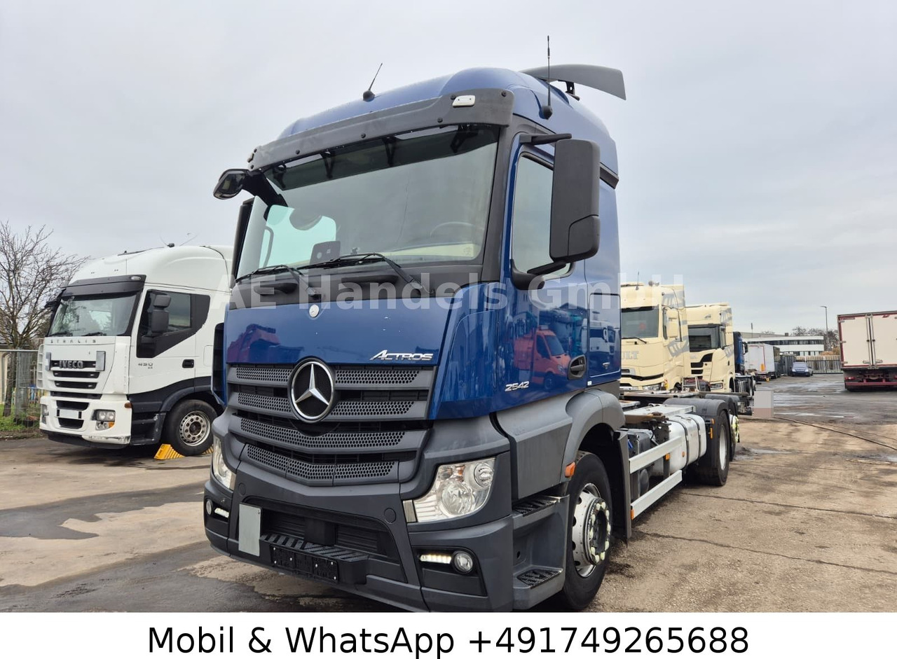 Mercedes-Benz Actros 4 2542 StreamSpace LL BDF *Retader/Multi - Containerbil/ Växelflak lastbil: bild 1 Mercedes-Benz Actros 4 2542 StreamSpace LL BDF *Retader/Multi - Containerbil/ Växelflak lastbil: bild 1